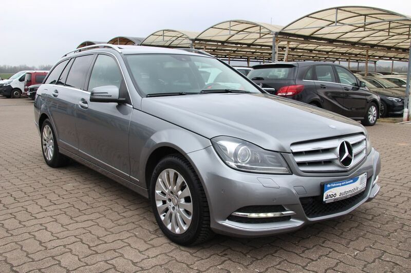 Gebraucht Mercedes C250 204 PS (150 kW) 2012 Silber Kombi