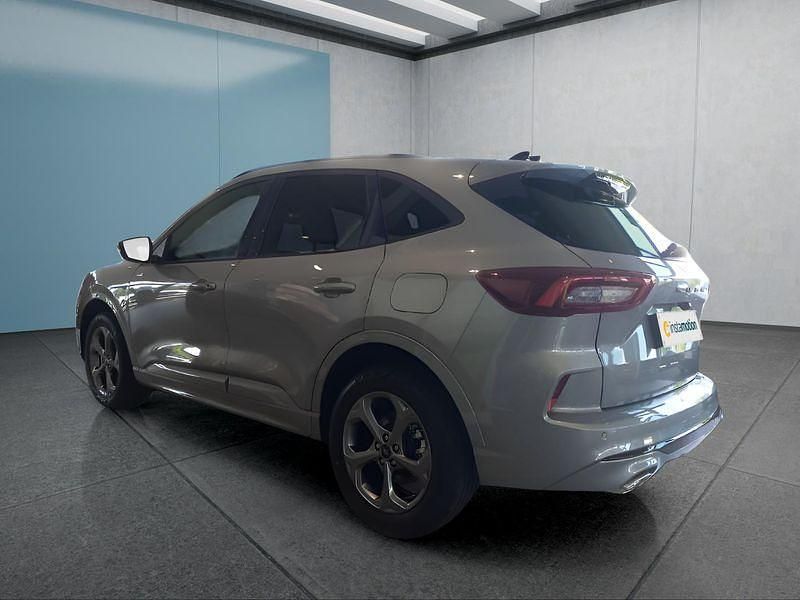 Gebraucht Ford Kuga 182 PS (133 kW) 2024 Silber SUV