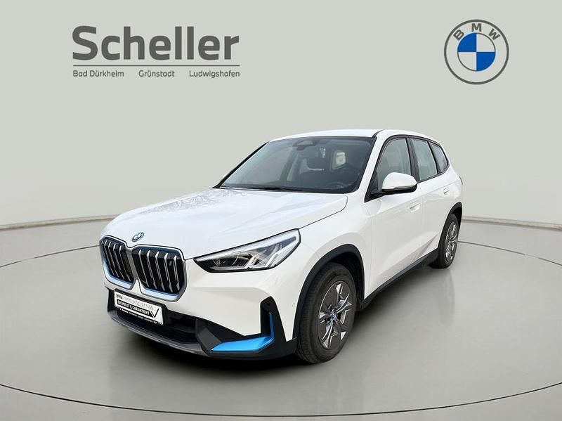 Gebraucht BMW iX1 Performance 230 kW (313 PS) 2023 Weiß SUV
