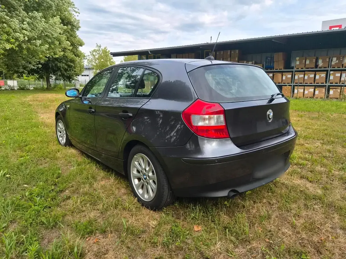 Gebraucht BMW 116 116 PS (85 kW) 2005 Grau Kleinwagen