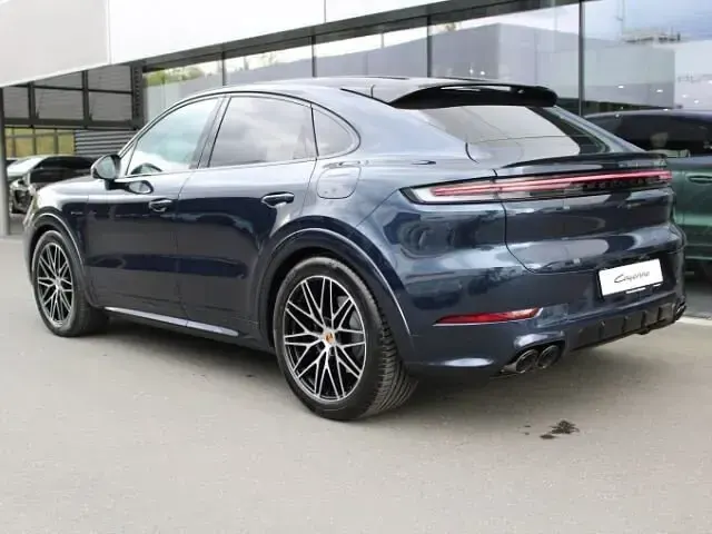 Neu Porsche Cayenne 471 PS (346 kW) 2026 Algarveblaumetallic (metallic) SUV