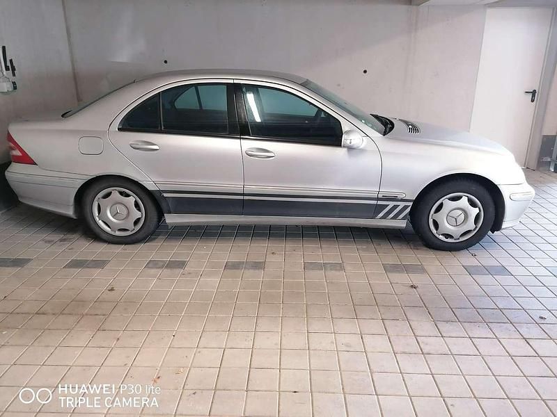 Gebraucht Mercedes 180 175 PS (128 kW) 2000 Limousine