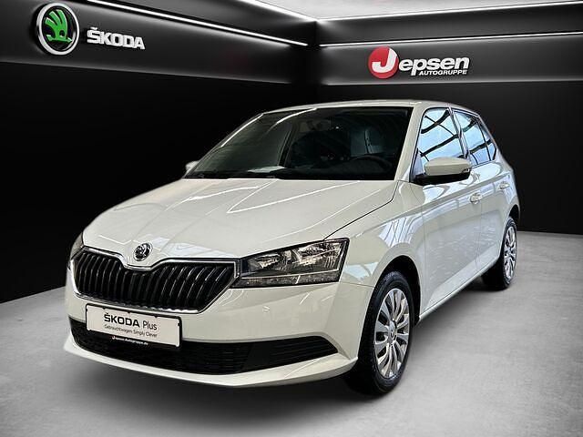 Gebraucht Skoda Fabia Cool Plus 60 PS (44 kW) 2019 Laserweiss Kleinwagen