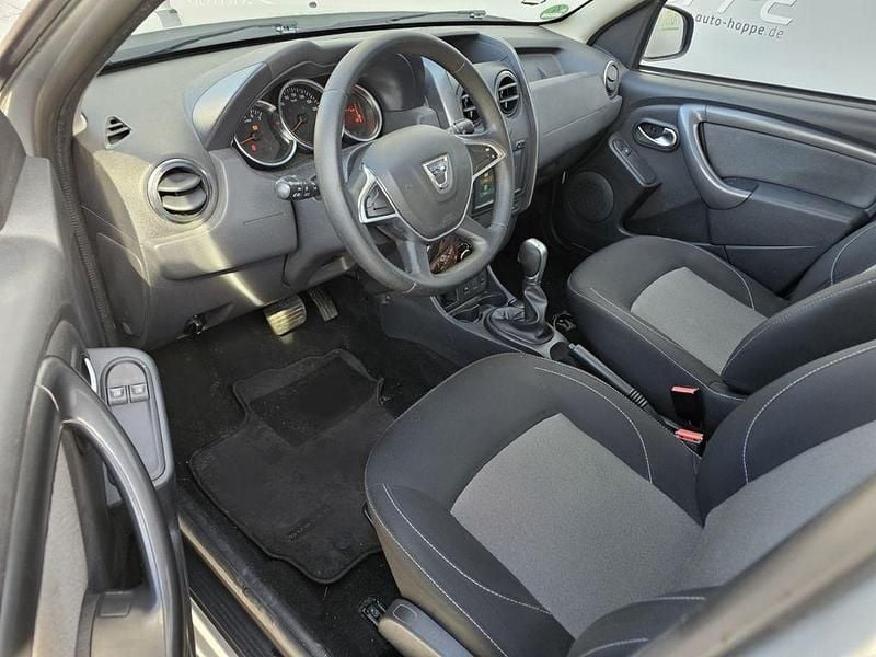 Gebraucht Dacia Duster Lauréate 109 PS (80 kW) 2018 Silber SUV