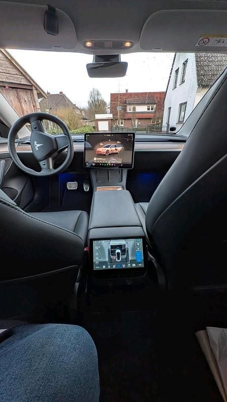 Gebraucht Tesla Model 3 Standard Range 208 kW (283 PS) 2023 Limousine