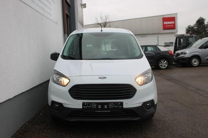 Gebraucht Ford Transit 130 PS (95 kW) 2021 Weiß Van / Kleinbus