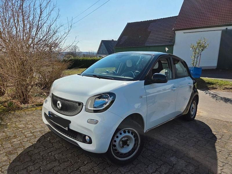 Gebraucht Smart ForFour Passion 71 PS (52 kW) 2014 Weiß Kleinwagen