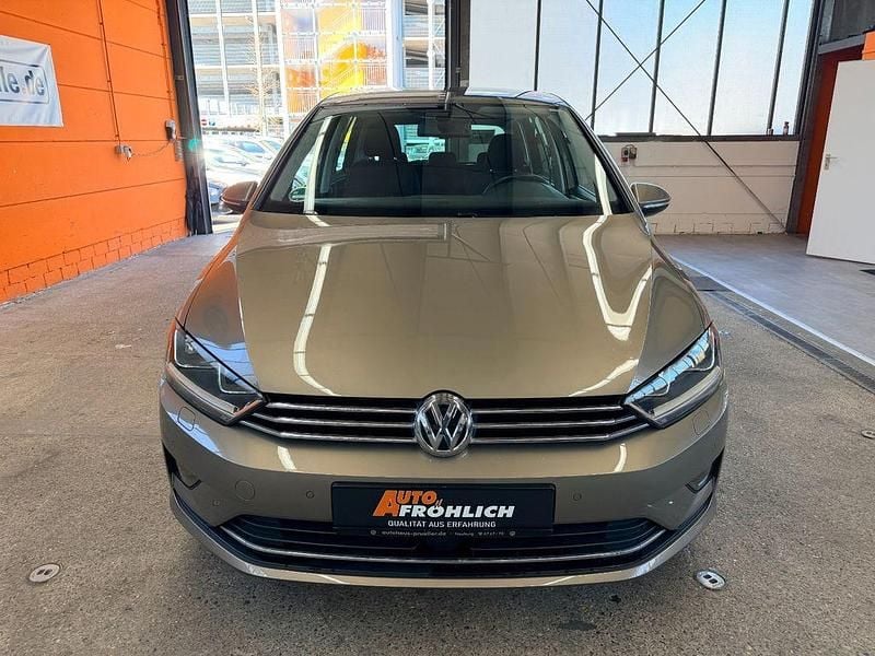 Gebraucht VW Golf VII LOUNGE 110 PS (80 kW) 2016 Gold Limousine