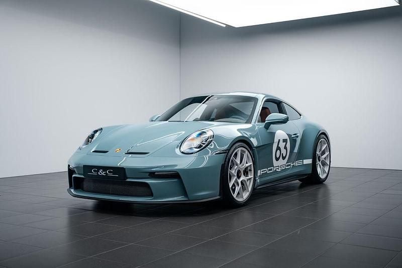 Neu Porsche 911 525 PS (386 kW) 2026 Schwarz Coupé