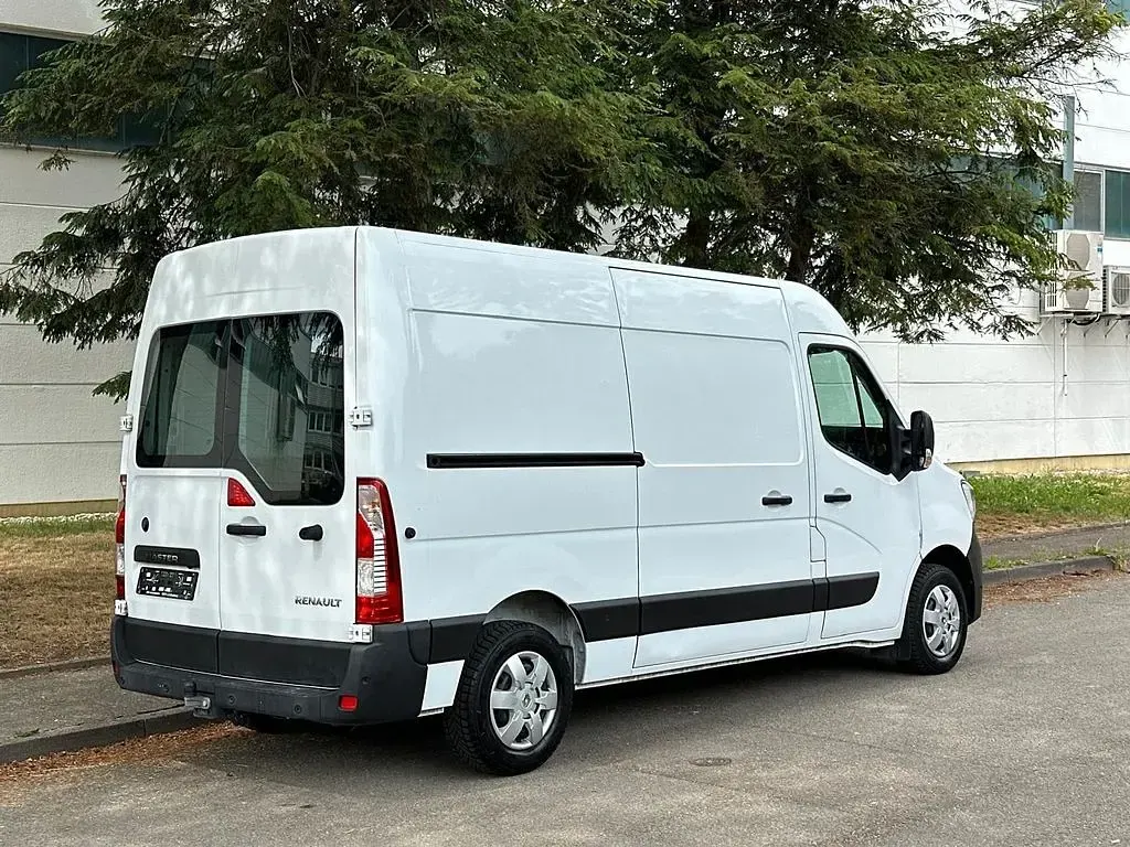 Gebraucht Renault Master 150 PS (110 kW) 2020 Weiß Van / Kleinbus
