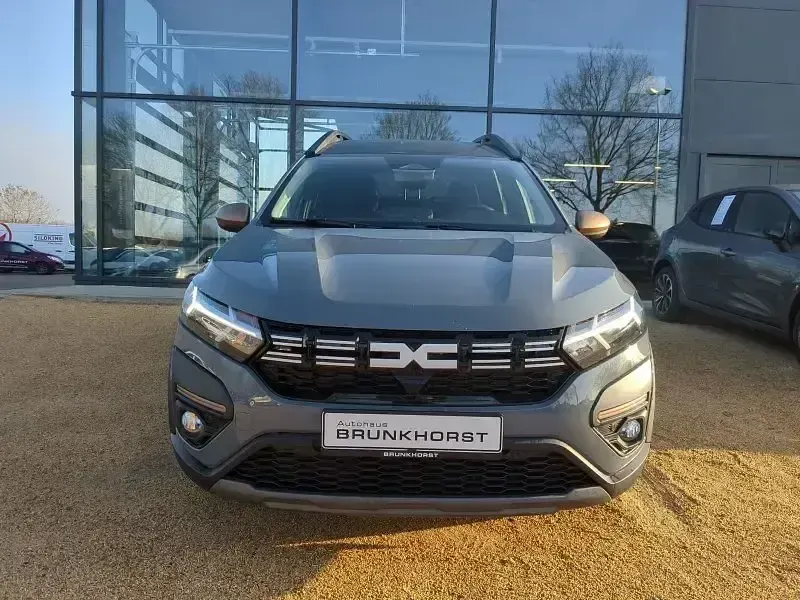 Neu Dacia Jogger Extreme 141 PS (103 kW) 2025 Schiefergrau Van / Kleinbus