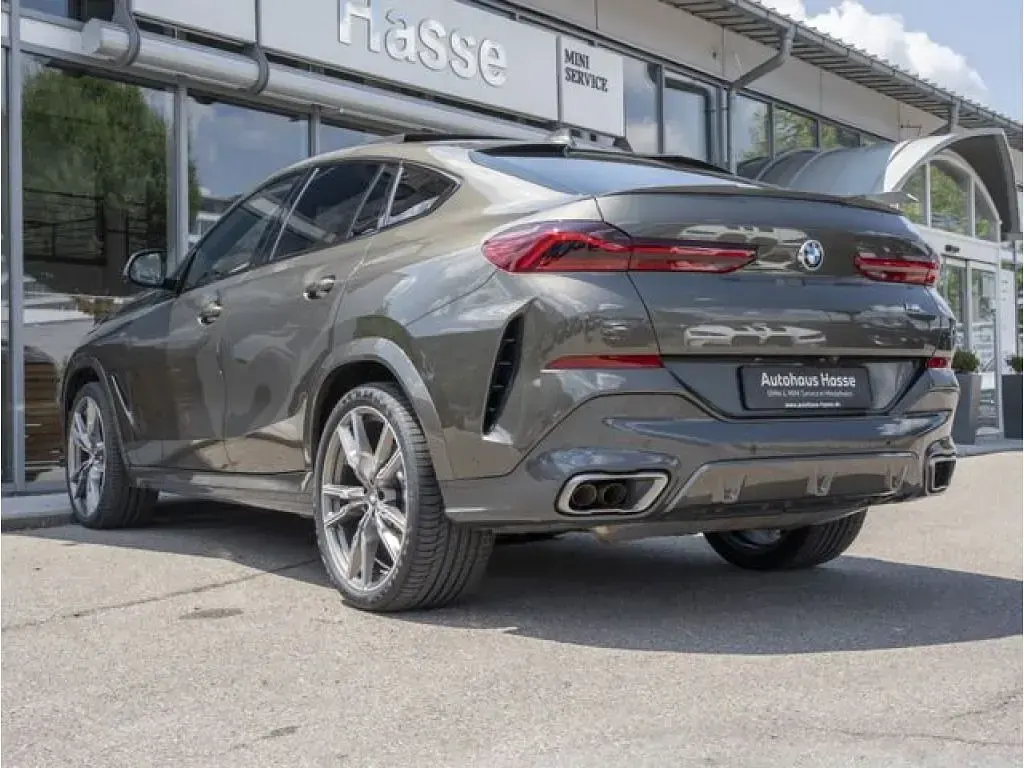 Gebraucht BMW X6 Shadowline 530 PS (389 kW) 2020 Manhattan metallic (metallic) SUV