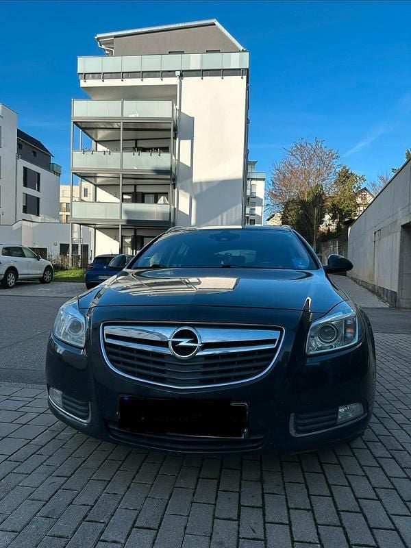Gebraucht Opel Insignia 194 PS (142 kW) 2013 Schwarz Kombi