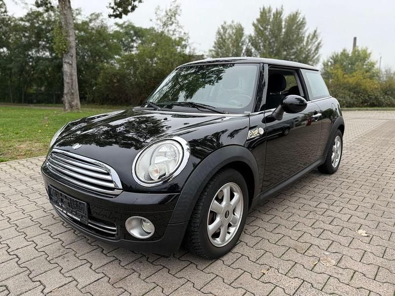 Schwarz Gebraucht 2010 Mini ONE Kleinwagen | 5.999 € (Fairer Preis) - Bild 1/4