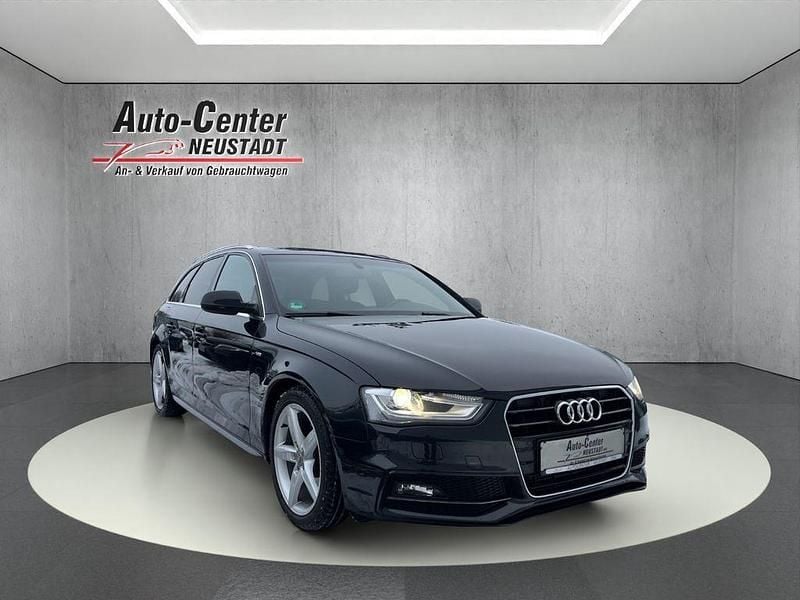 Schwarz Gebraucht 2015 Audi A4 Ambition Kombi | 11.890 € (Fairer Preis) - Bild 1/4