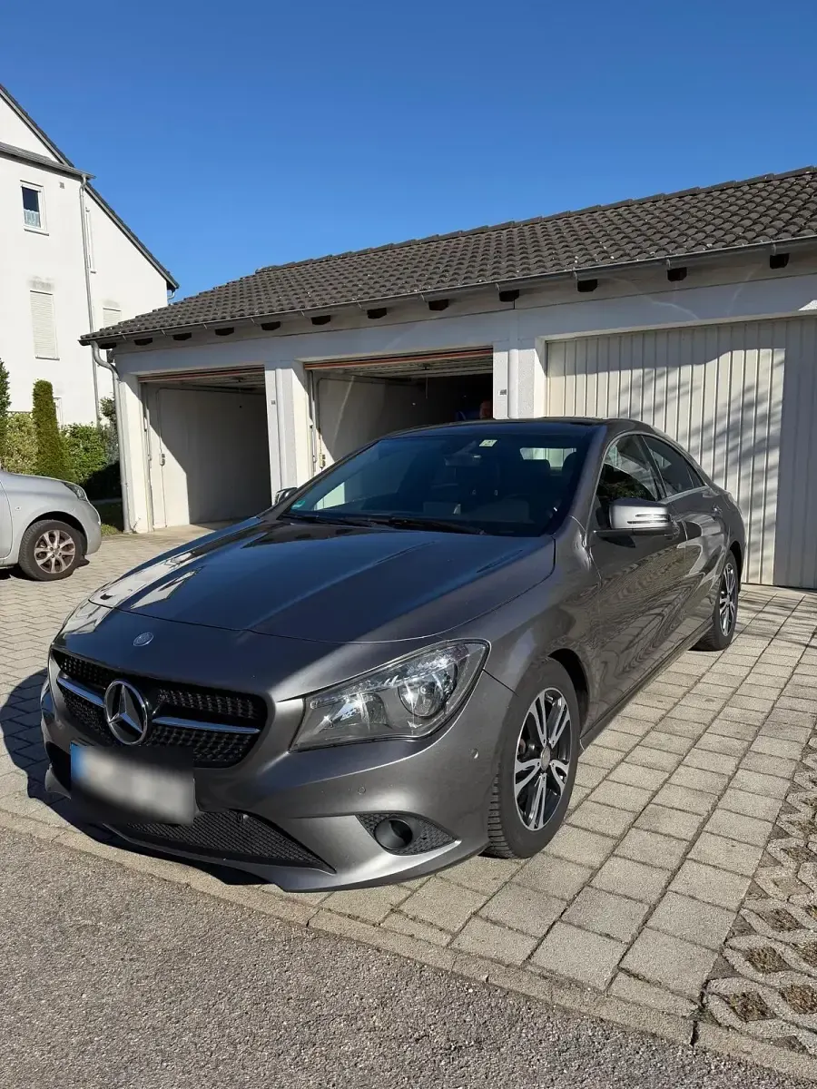 Gebraucht Mercedes CLA200 156 PS (114 kW) 2013 Grau Coupé