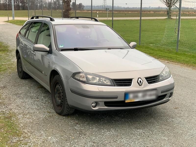 Grau Gebraucht 2005 Renault Laguna II Kombi | 950 € (Superpreis) - Bild 1/4