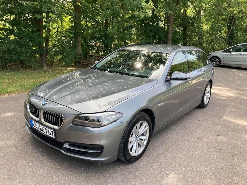 Grau Gebraucht 2015 BMW 525 Kombi | 9.100 € (Teuer) - Bild 1/4