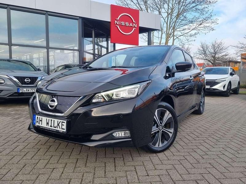 Gebraucht Nissan Leaf Tekna 160 kW (218 PS) 2021 Schwarz Kleinwagen