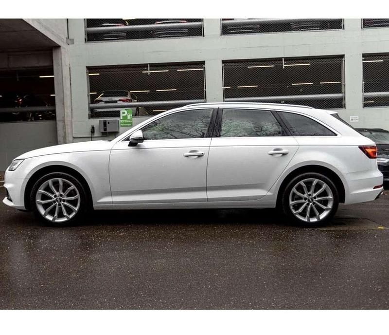 Gebraucht Audi A4 Sport 150 PS (110 kW) 2018 Weiß Kombi