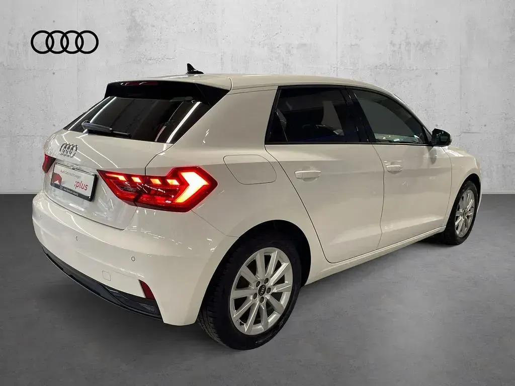 Gebraucht Audi A1 Sportback Advanced Plus 95 PS (69 kW) 2022 Cortinaweiß Kleinwagen