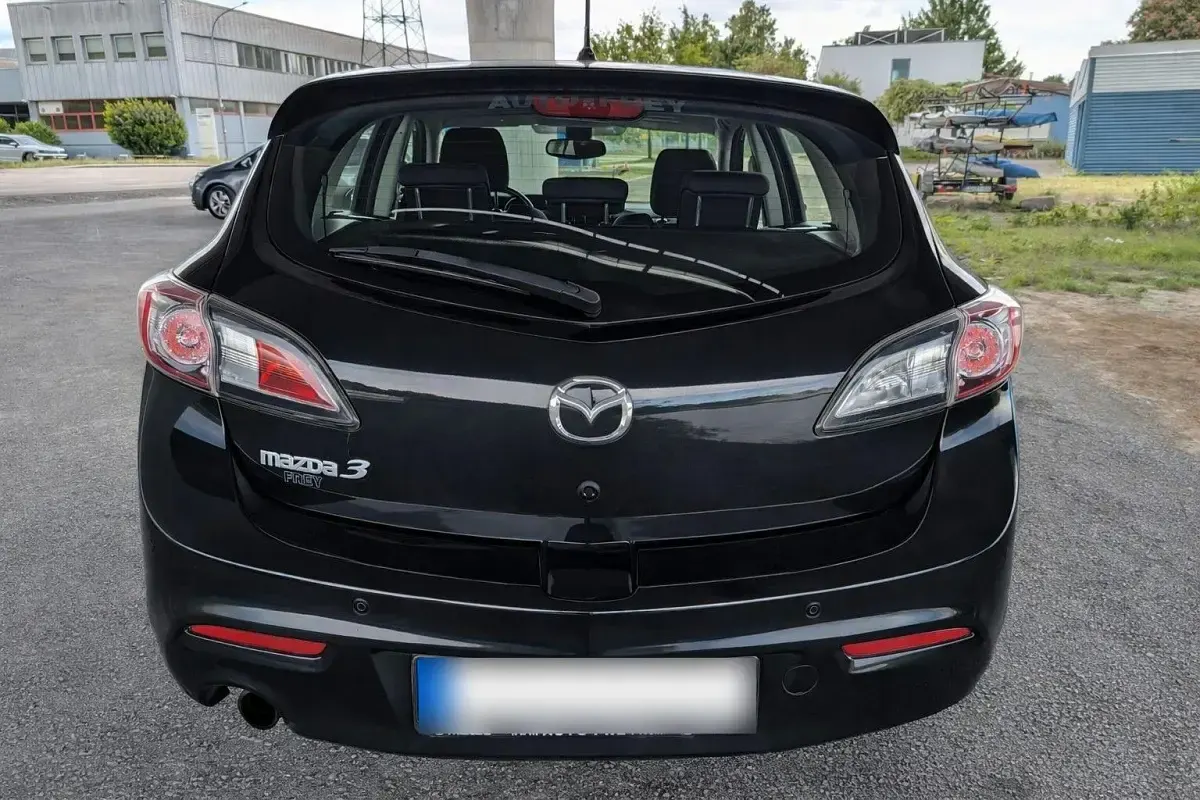 Gebraucht Mazda 3 105 PS (77 kW) 2011 Schwarz Limousine