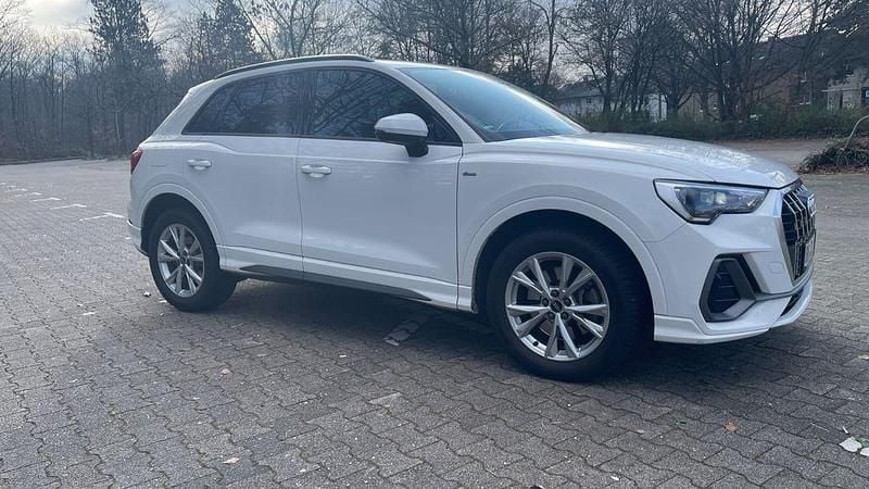 Schwarz Gebraucht 2021 Audi Q3 S-Line SUV | 28.750 € (Fairer Preis) - Bild 1/4
