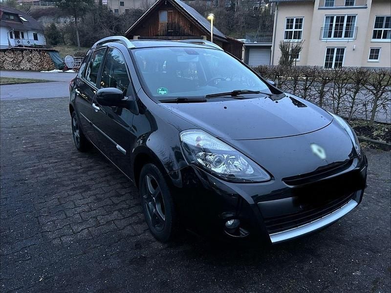 Gebraucht Renault Clio GrandTour Dynamique 101 PS (74 kW) 2010 Schwarz Kombi