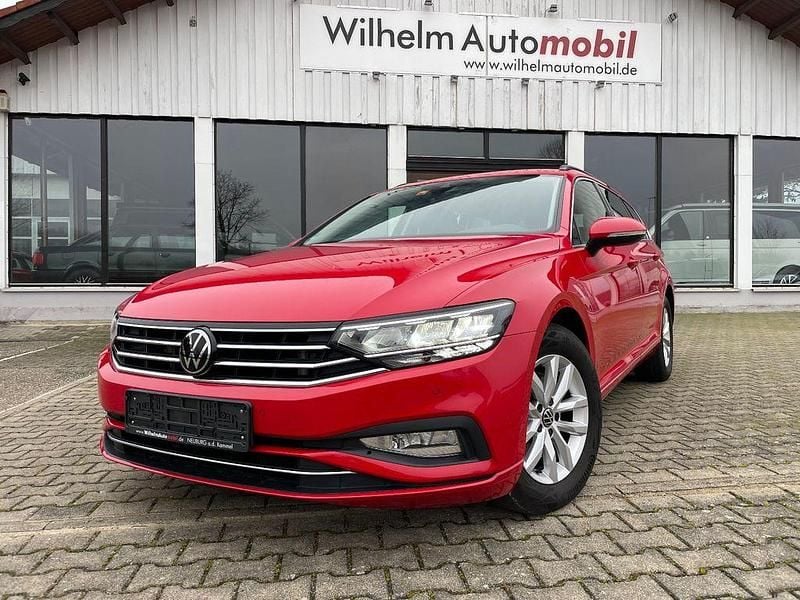 Gebraucht VW Passat Business 122 PS (89 kW) 2023 Rot Kombi
