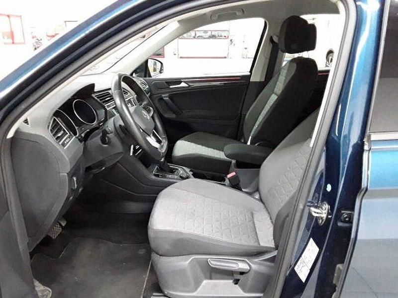 Gebraucht VW Tiguan Life 200 PS (147 kW) 2021 Nightshade blue metallic SUV