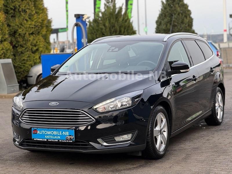Gebraucht Ford Focus Titanium 120 PS (88 kW) 2015 Schwarz Kombi
