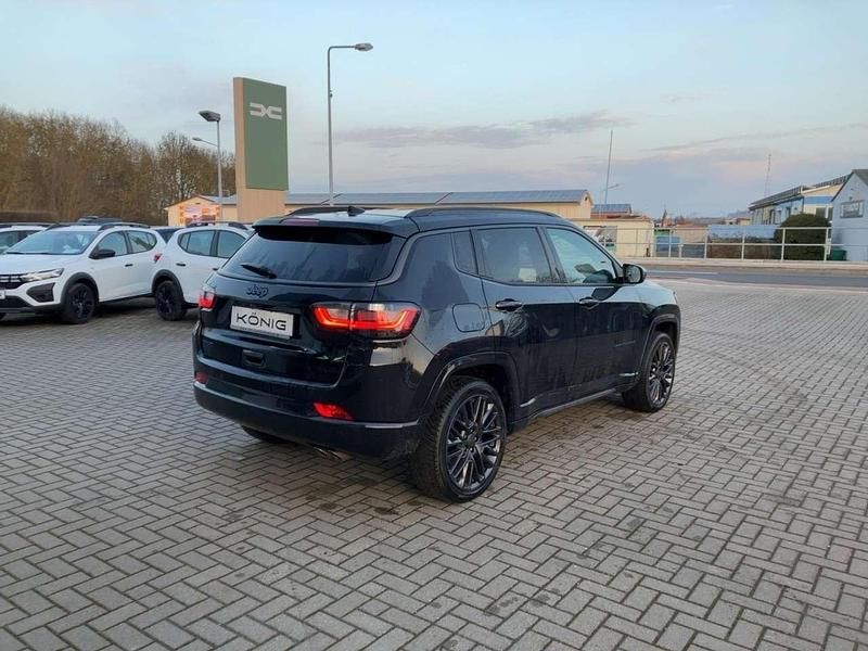 Gebraucht Jeep Compass 179 PS (131 kW) 2022 Carbon black (5ce) SUV
