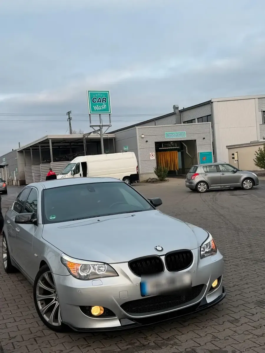 Gebraucht BMW 525 192 PS (141 kW) 2003 Grau Limousine