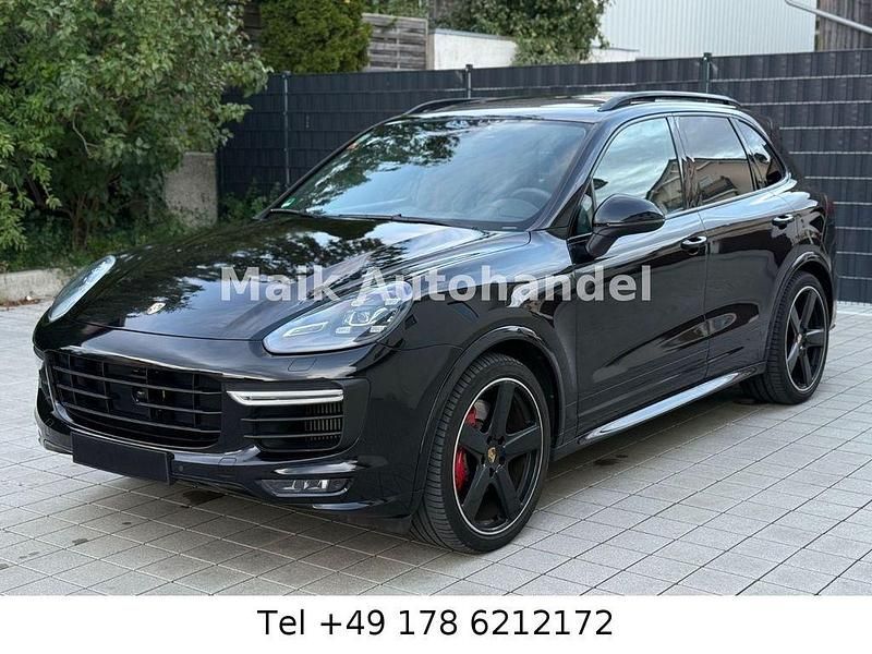 Schwarz Gebraucht 2015 Porsche Cayenne GTS Chrono SUV | 26.490 € (Fairer Preis) - Bild 1/4