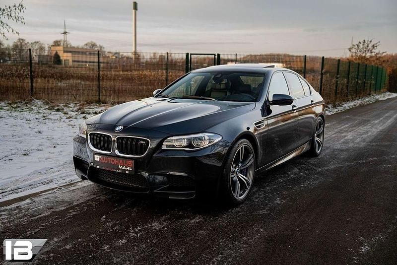 Gebraucht BMW M5 Performance 560 PS (411 kW) 2016 Grau Limousine