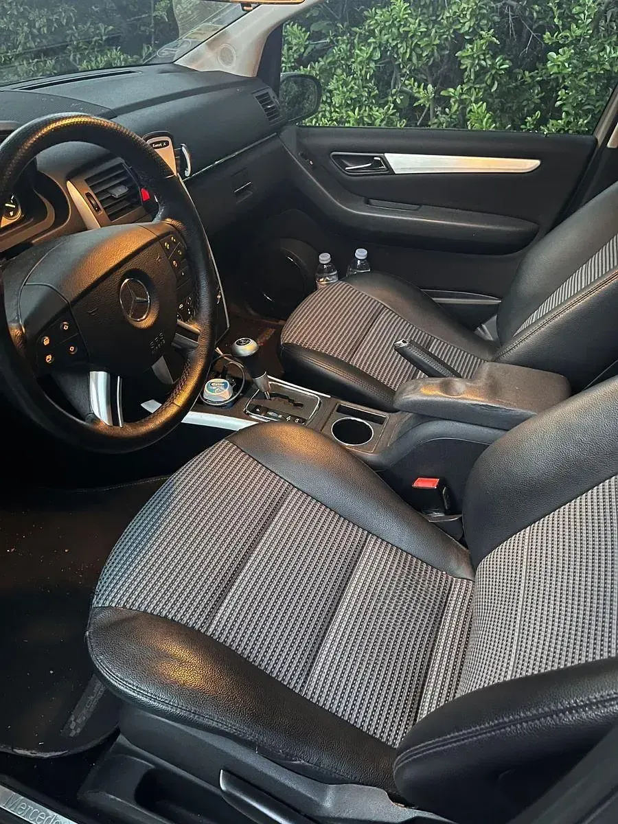 Gebraucht Mercedes B150 95 PS (69 kW) 2005 Silber Van / Kleinbus