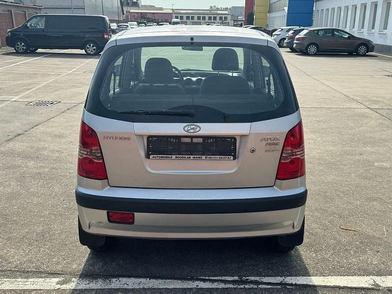 Gebraucht Hyundai Atos 58 PS (42 kW) 2004 Silber Kleinwagen