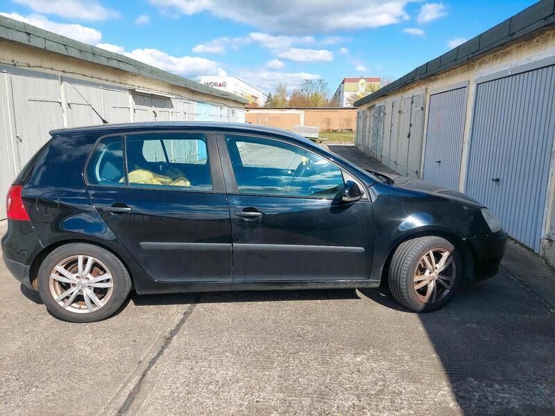 Schwarz Gebraucht 2006 VW Golf V Kleinwagen | 2.200 € (Fairer Preis) - Bild 1/4