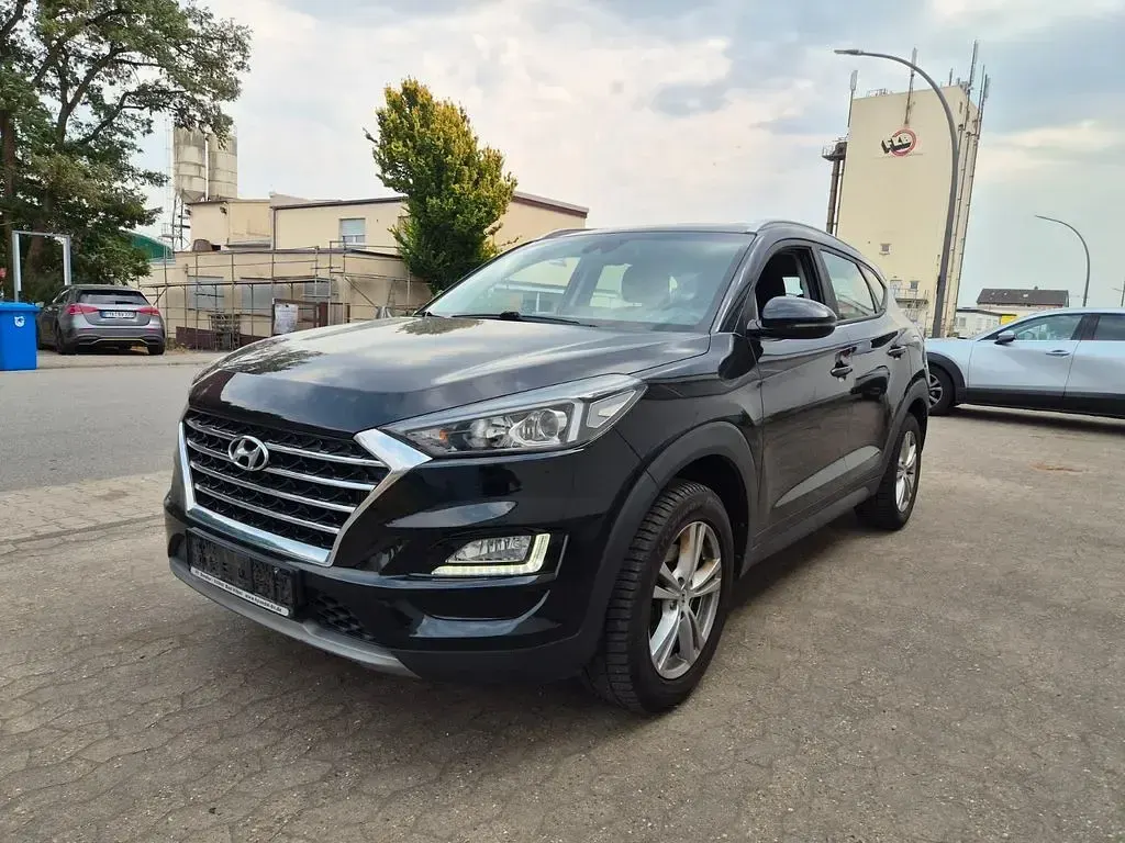 Gebraucht Hyundai Tucson 116 PS (85 kW) 2018 Schwarz SUV