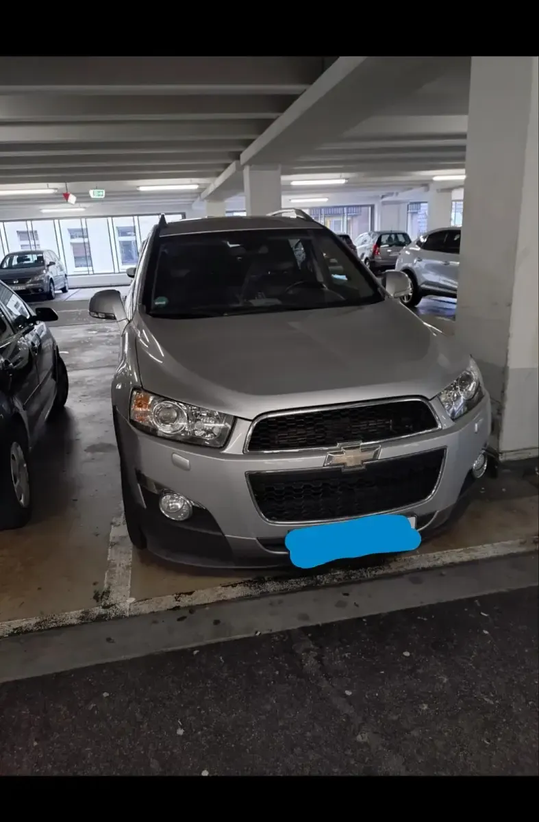 Gebraucht Chevrolet Captiva 150 PS (110 kW) 2012 Grau SUV