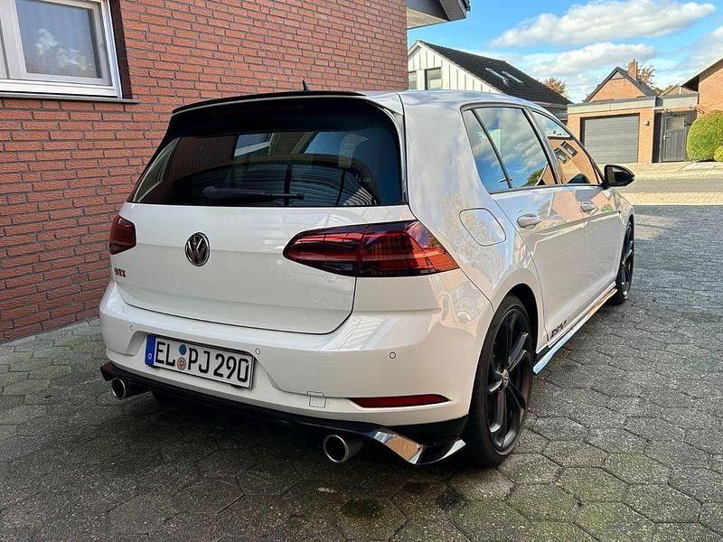 Gebraucht VW Golf VII GTI 290 PS (213 kW) 2019 Weiß Limousine