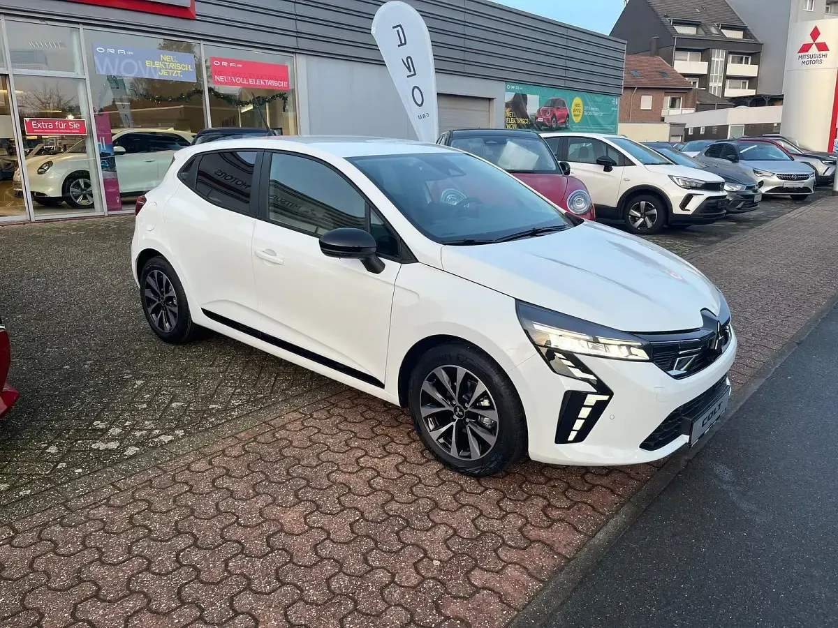 Neu Mitsubishi Colt Plus 67 PS (49 kW) 2025 Antartisweiß Kleinwagen
