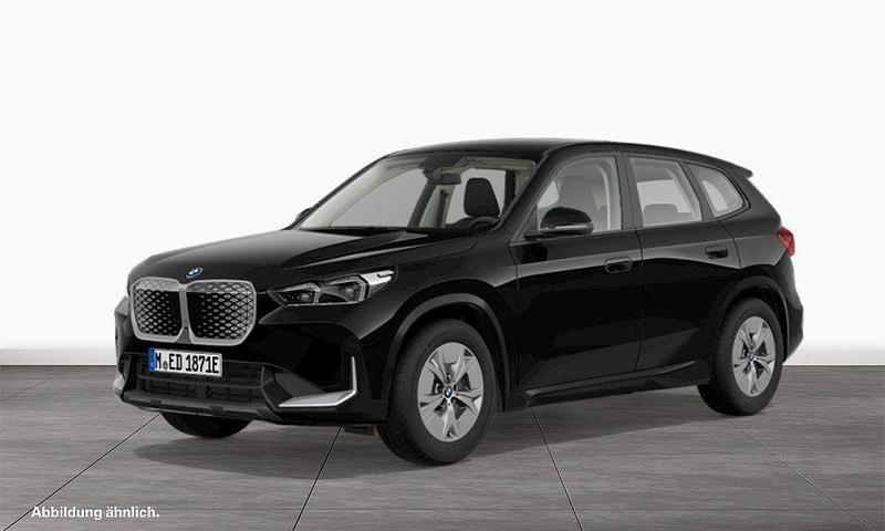 Schwarz Gebraucht 2023 BMW iX1 Performance SUV | 37.890 € (Guter Preis) - Bild 1/3