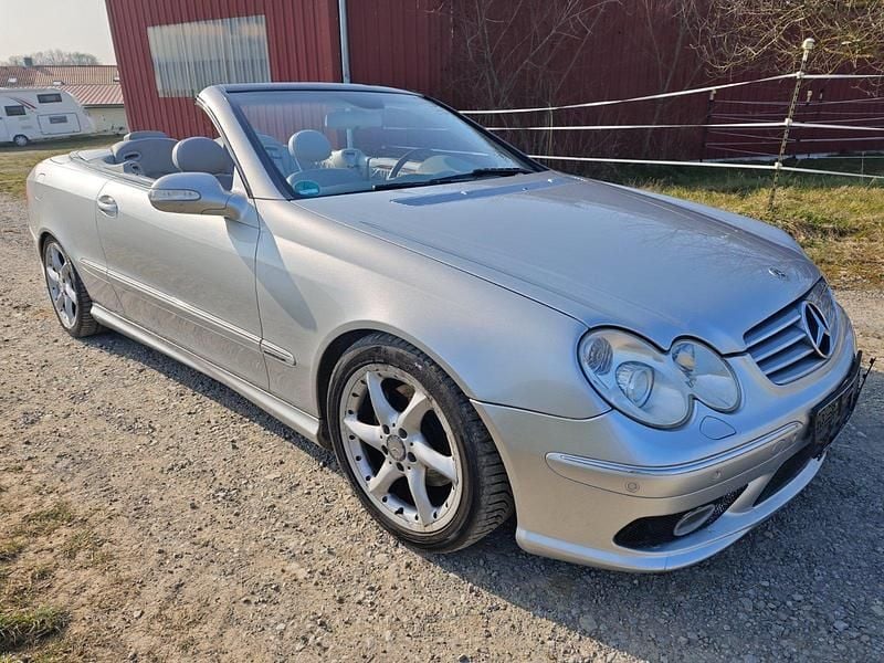 Silber Gebraucht 2005 Mercedes CLK200 Cabrio | 6.450 € (Fairer Preis) - Bild 1/4