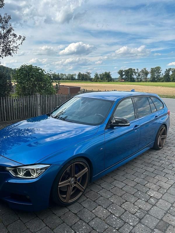 Gebraucht 2016 BMW 340 M Sport Kombi | 30.600 € (Fairer Preis) - Bild 1/4