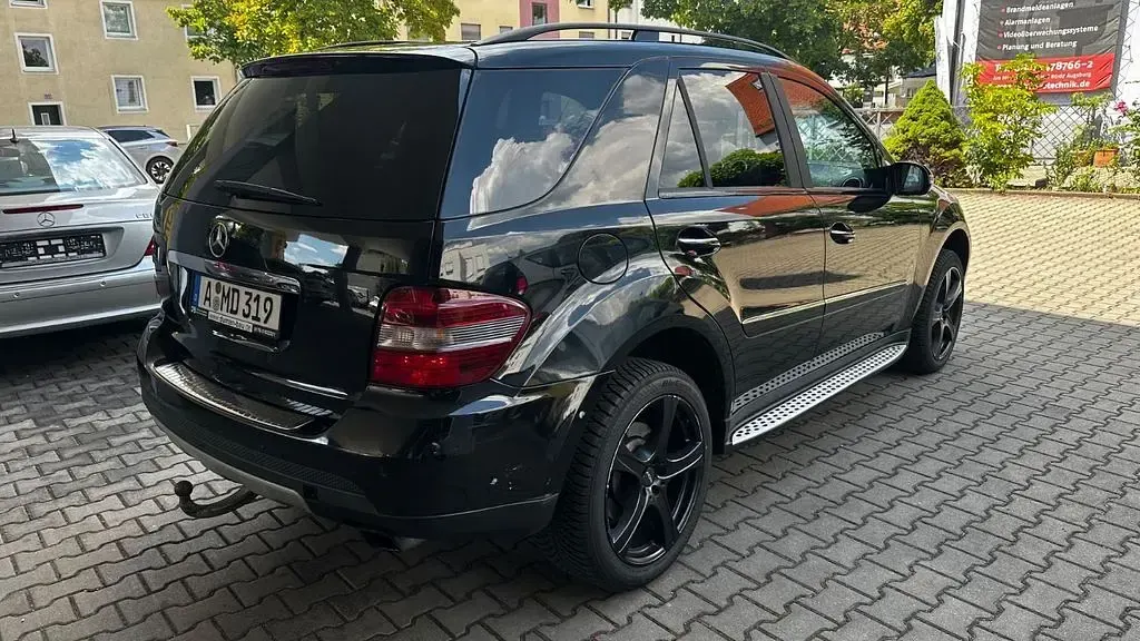 Gebraucht Mercedes ML420 306 PS (225 kW) 2007 Schwarz SUV