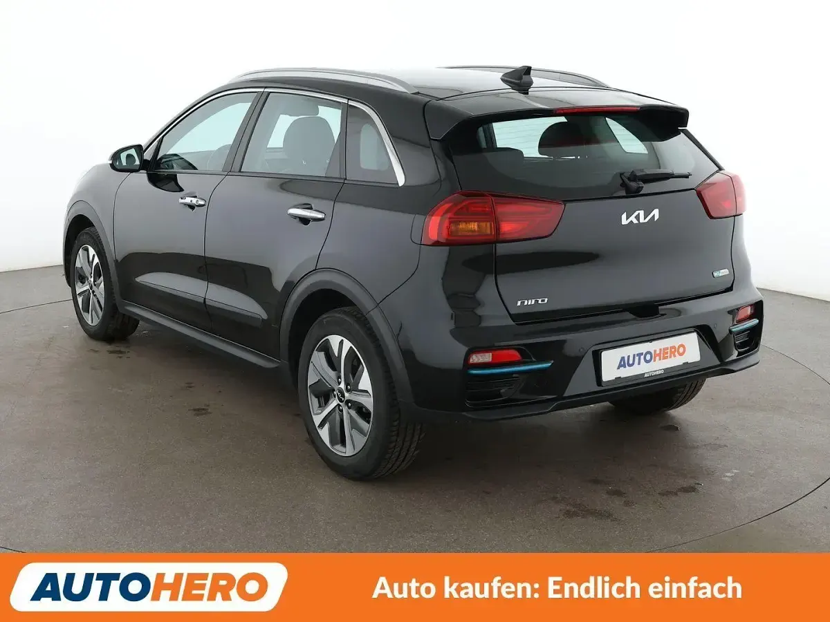 Gebraucht Kia e-Niro Vision 100 kW (136 PS) 2022 Schwarz SUV