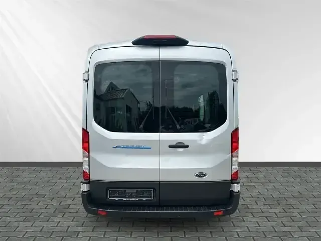 Gebraucht Ford Transit Trend 2022 Silber Limousine