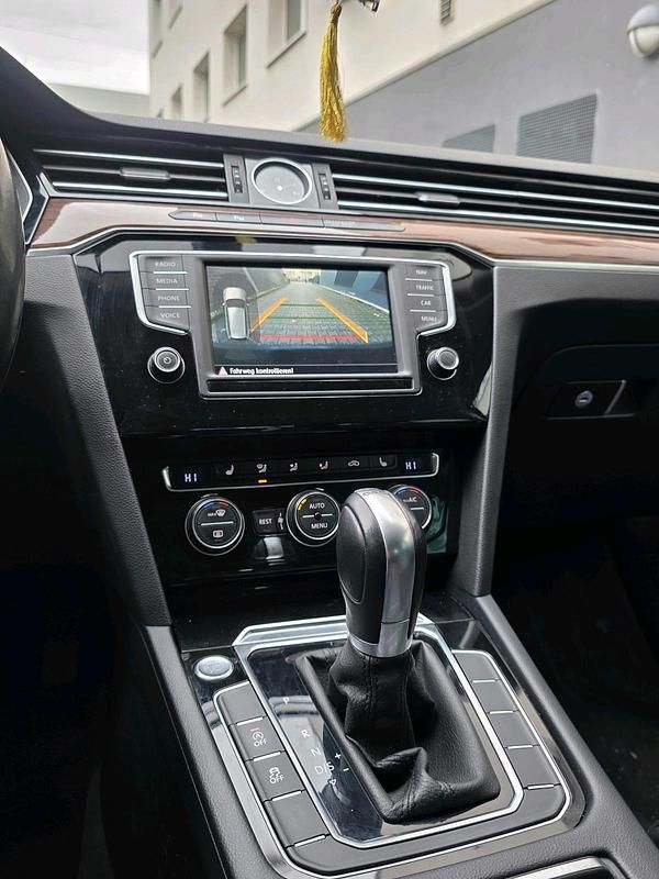 Gebraucht VW Passat Highline 190 PS (139 kW) 2015 Schwarz Limousine