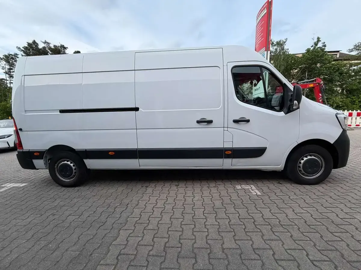 Gebraucht Renault Master 179 PS (131 kW) 2022 Mineral weiss Van / Kleinbus